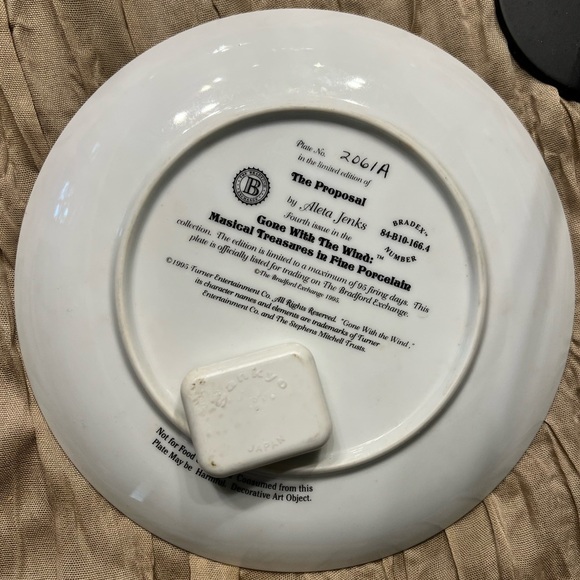 Gone With the Wind: The Proposal Musical Plate Collectors Edition Fine Porcelain - Picture 2 of 2